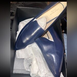 New Cole Haan leather upper iner and sole Blue point flat Women's Shoes size 11